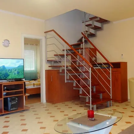 Gere De Luxe Apartment