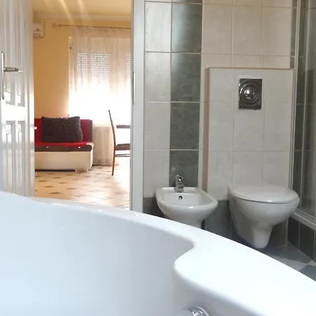 Gere De Luxe Apartment