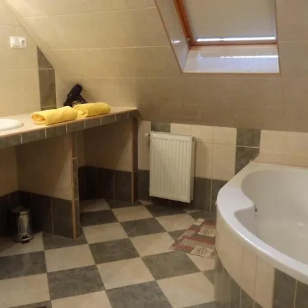 Gere De Luxe Harkány