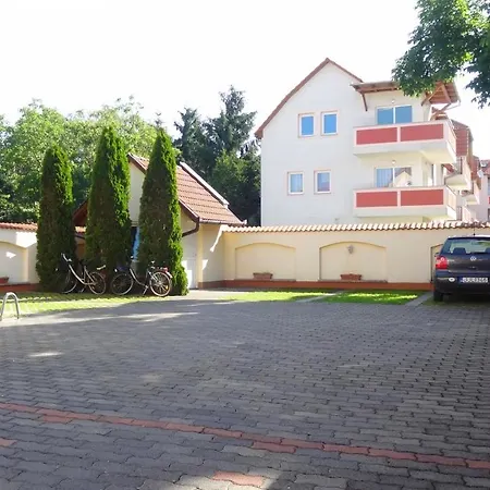 Gere De Luxe Appartement *