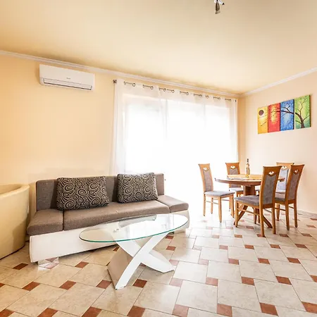 Apartamento Gere De Luxe Harkány